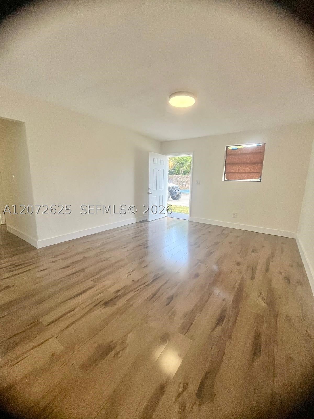 15350 NE 14th Ct – photo 5
