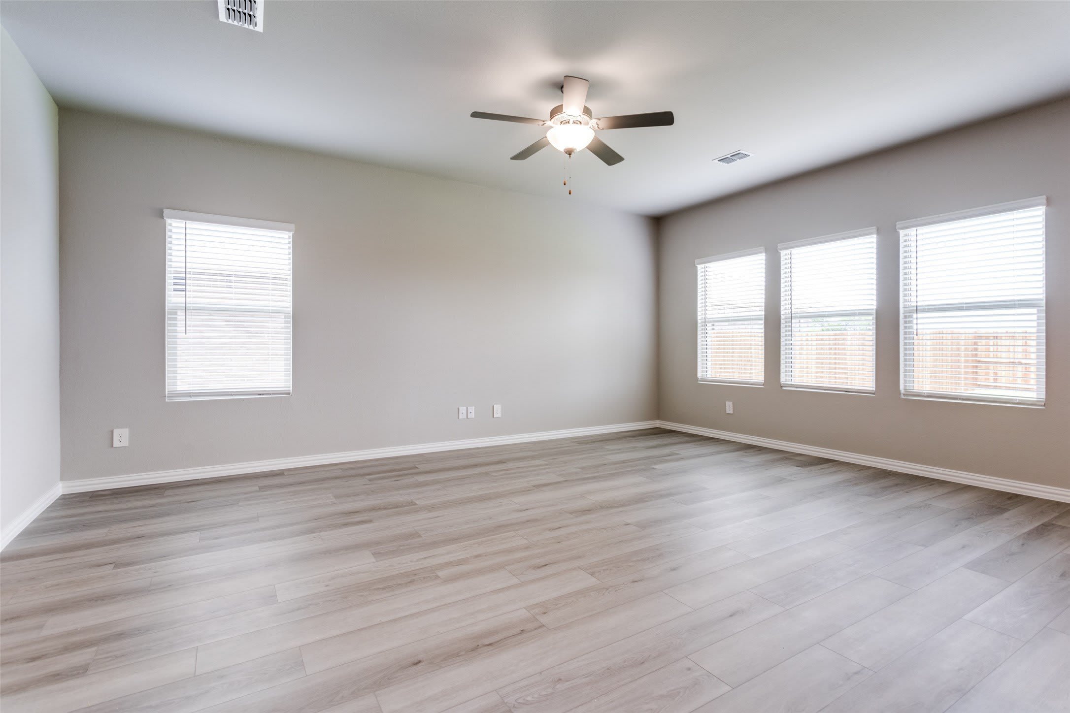 708 McKenna Drive – photo 5