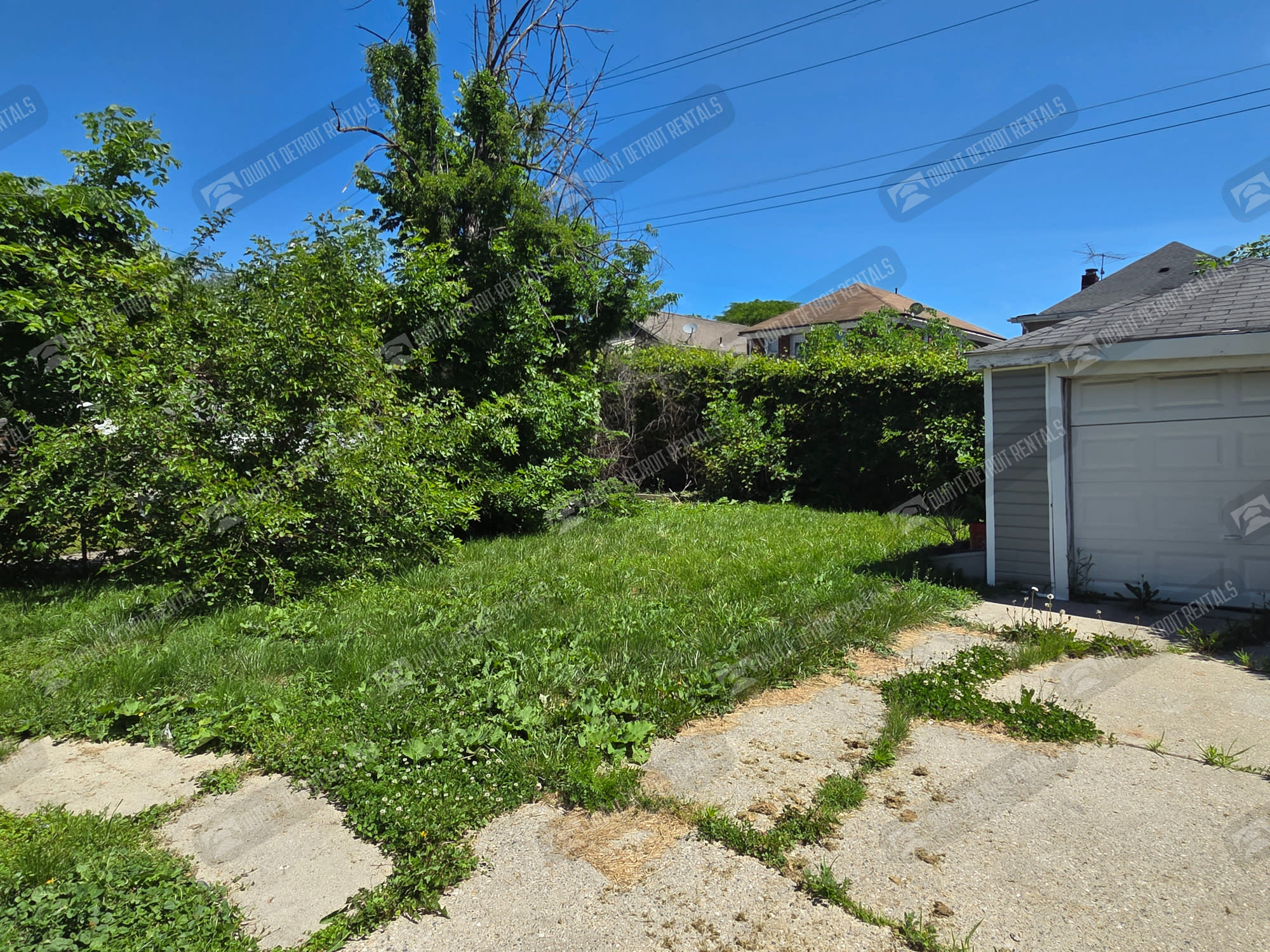 4188 Buckingham Ave – photo 3