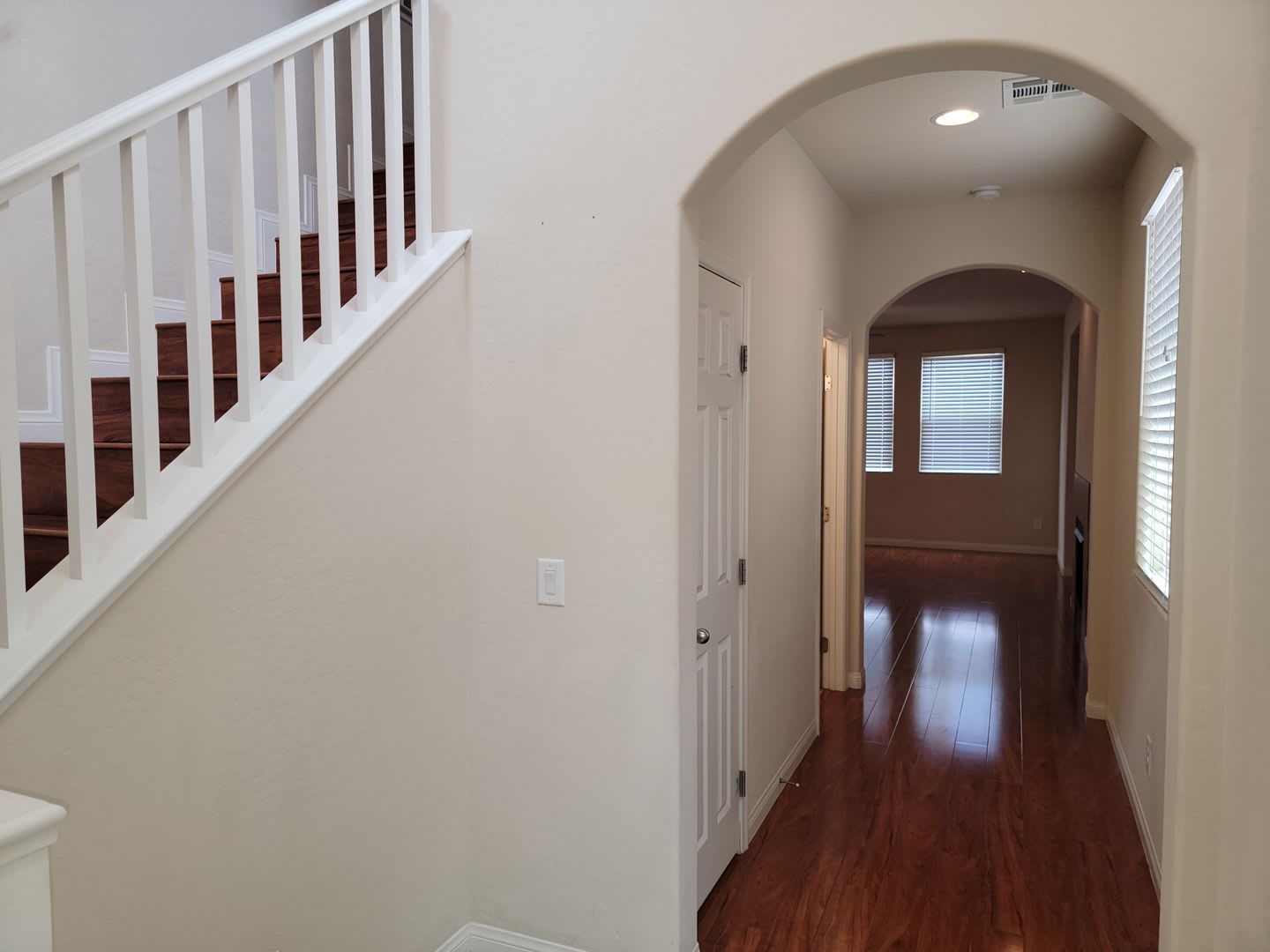 Beautiful Rhodes Ranch home overlooking the golf course – photo 3