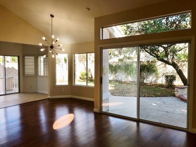 Beautiful home behind the gates in Newbury Park! – photo 5