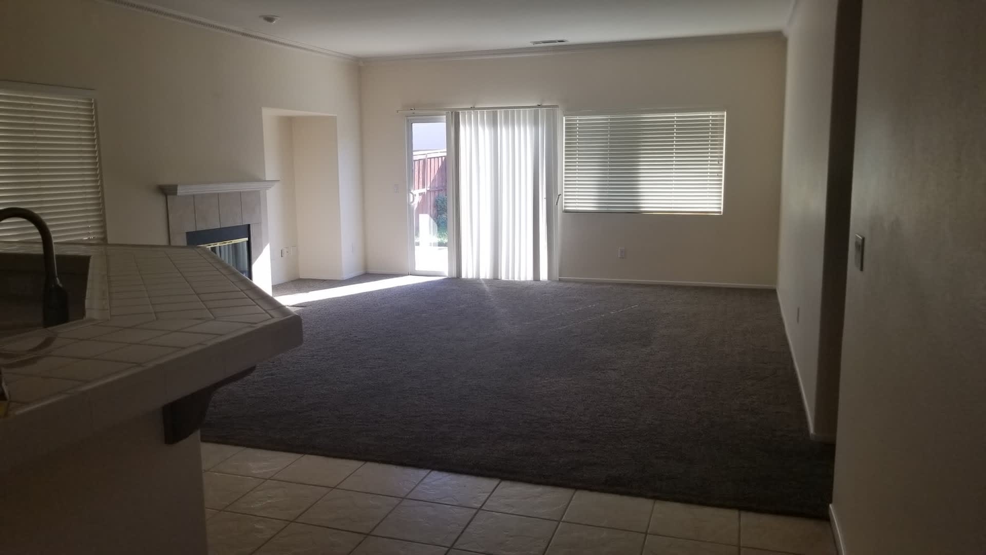 Single Story 3 Bedroom In Paseo Del Sol – photo 5