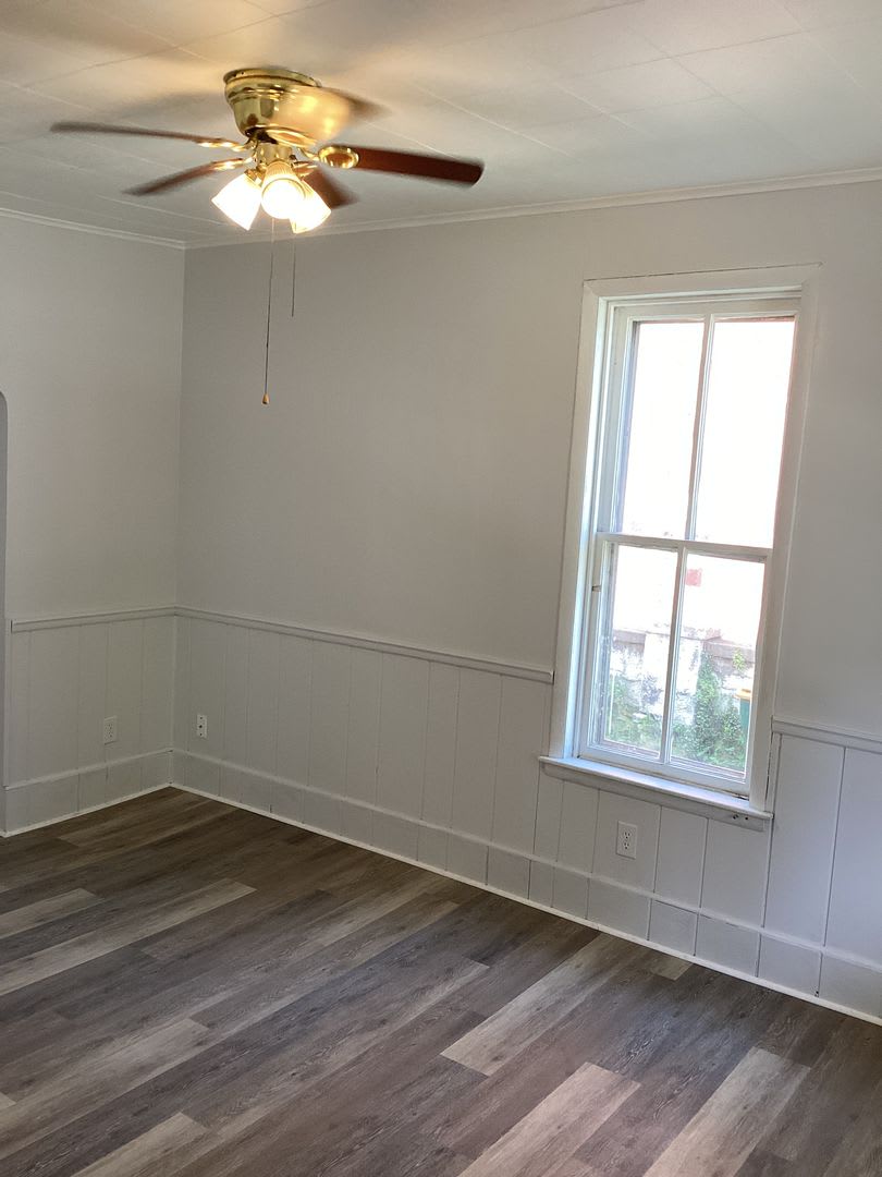 232 234 W Second St – photo 3