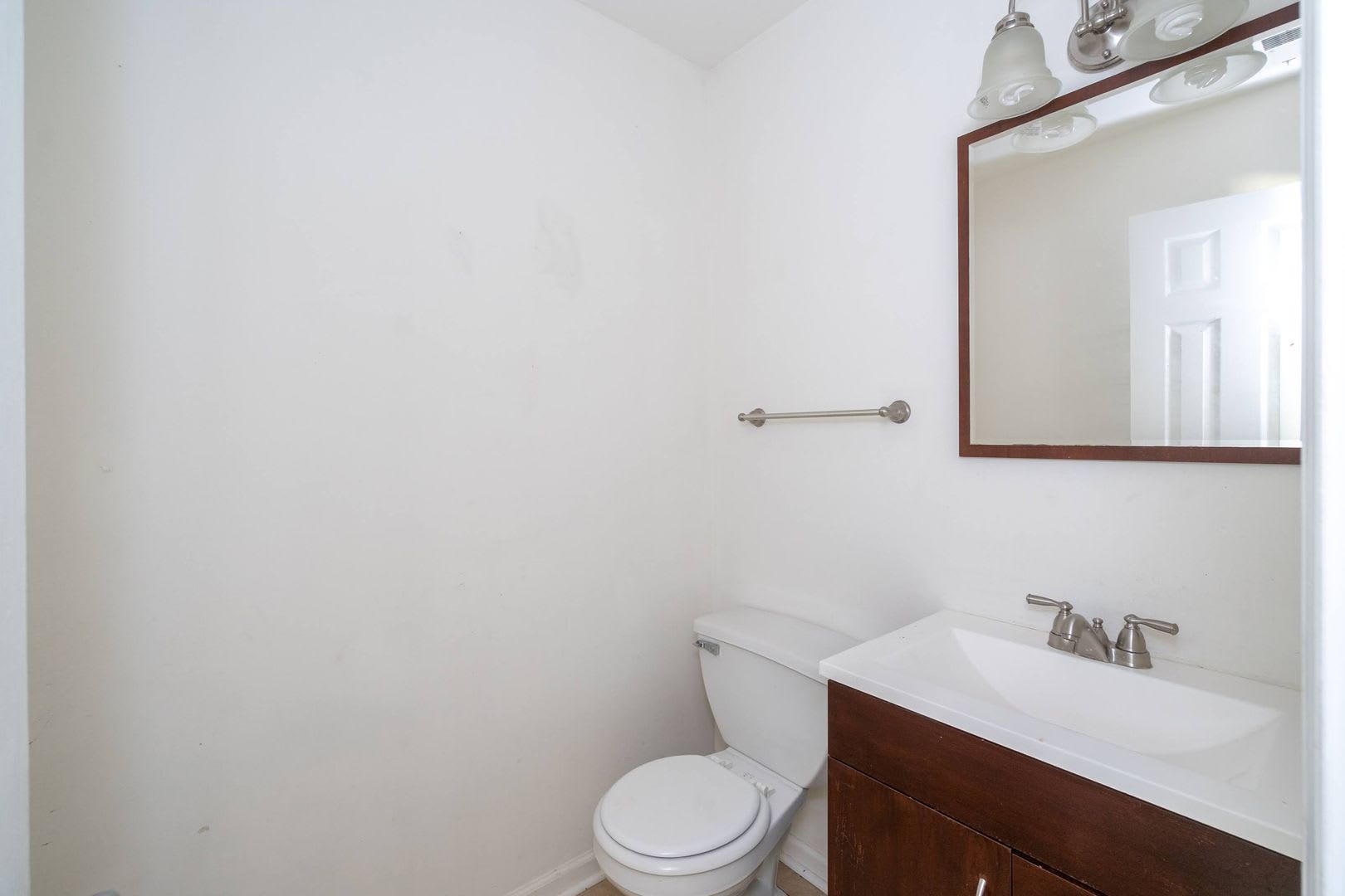 Large 3 Bedroom Home In Sanford – photo 3