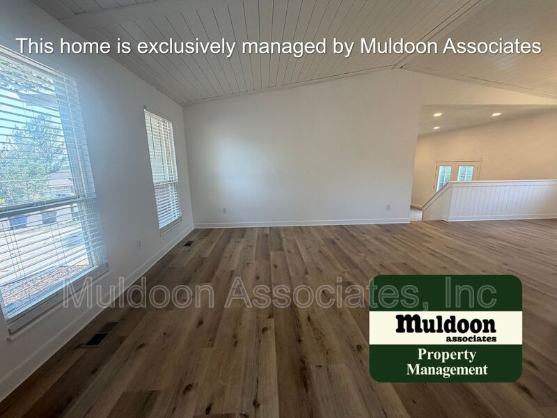 2958 Roche Dr. N – photo 3