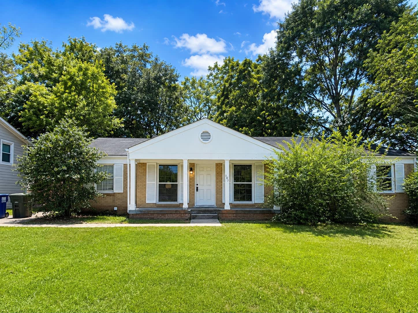 307 Mockingbird Road Southeast – photo 1