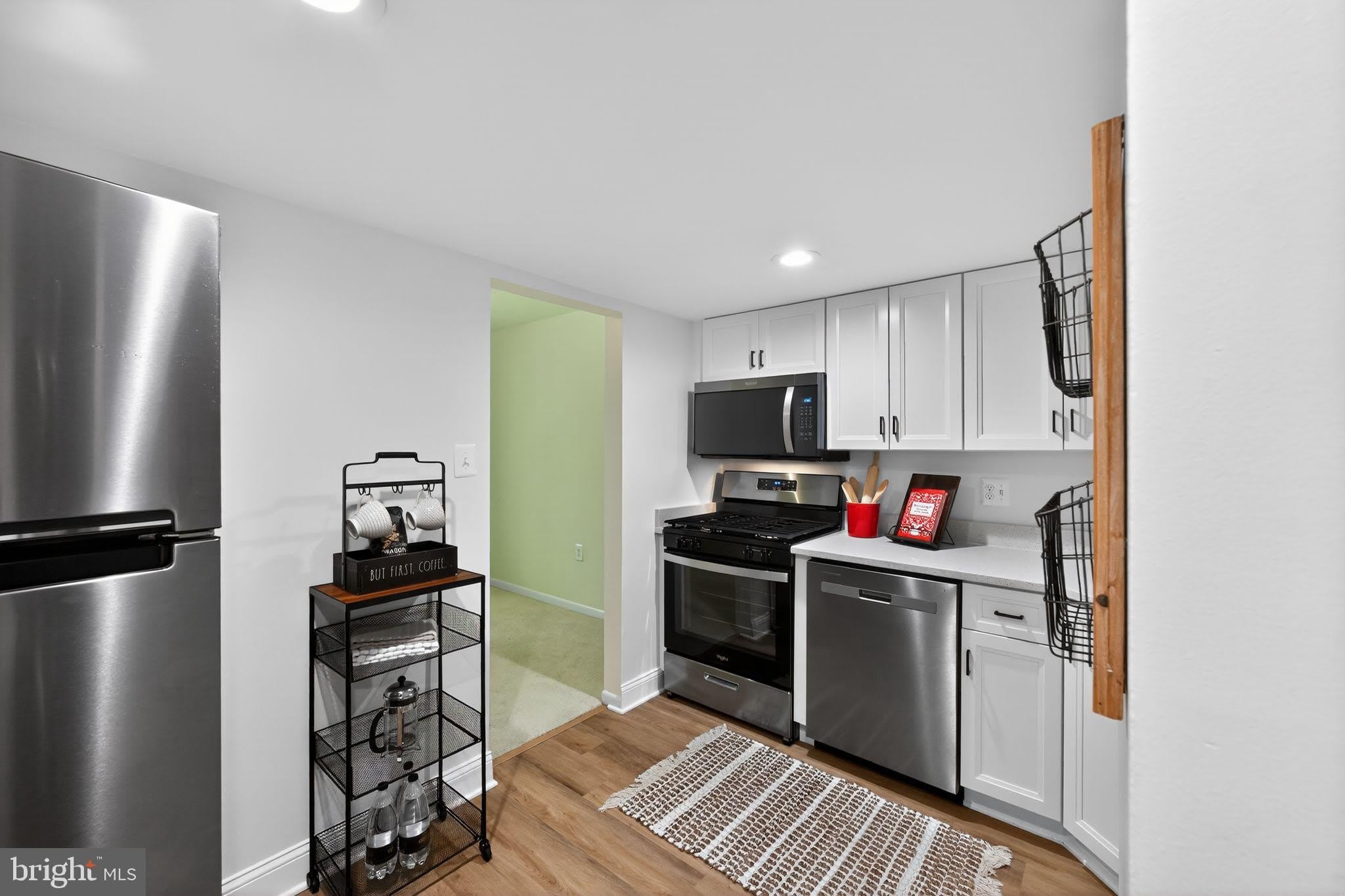 1533 NORTHGATE Square – photo 2