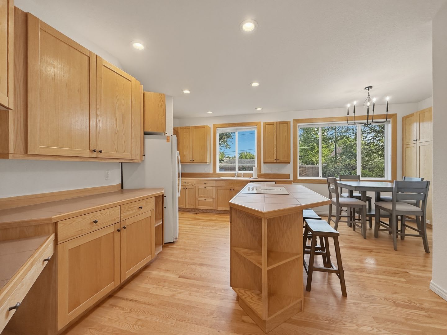 Beautiful East Boulder Home with Flatirons Views – photo 2