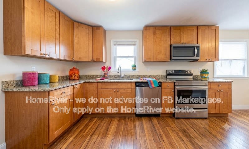 308 Pemberton St – photo 2
