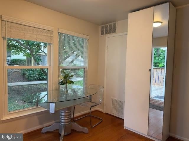 20121 WATERSIDE Drive – photo 5