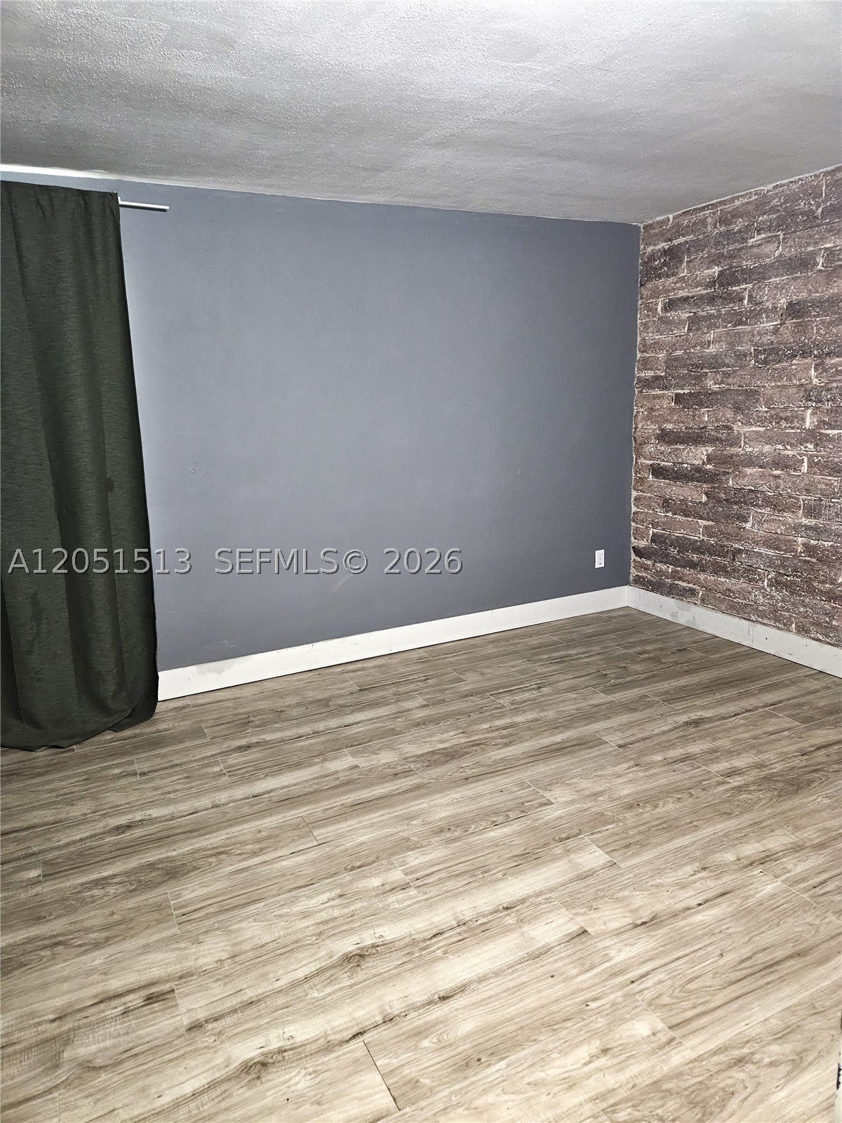 5627 SW 26th St – photo 3
