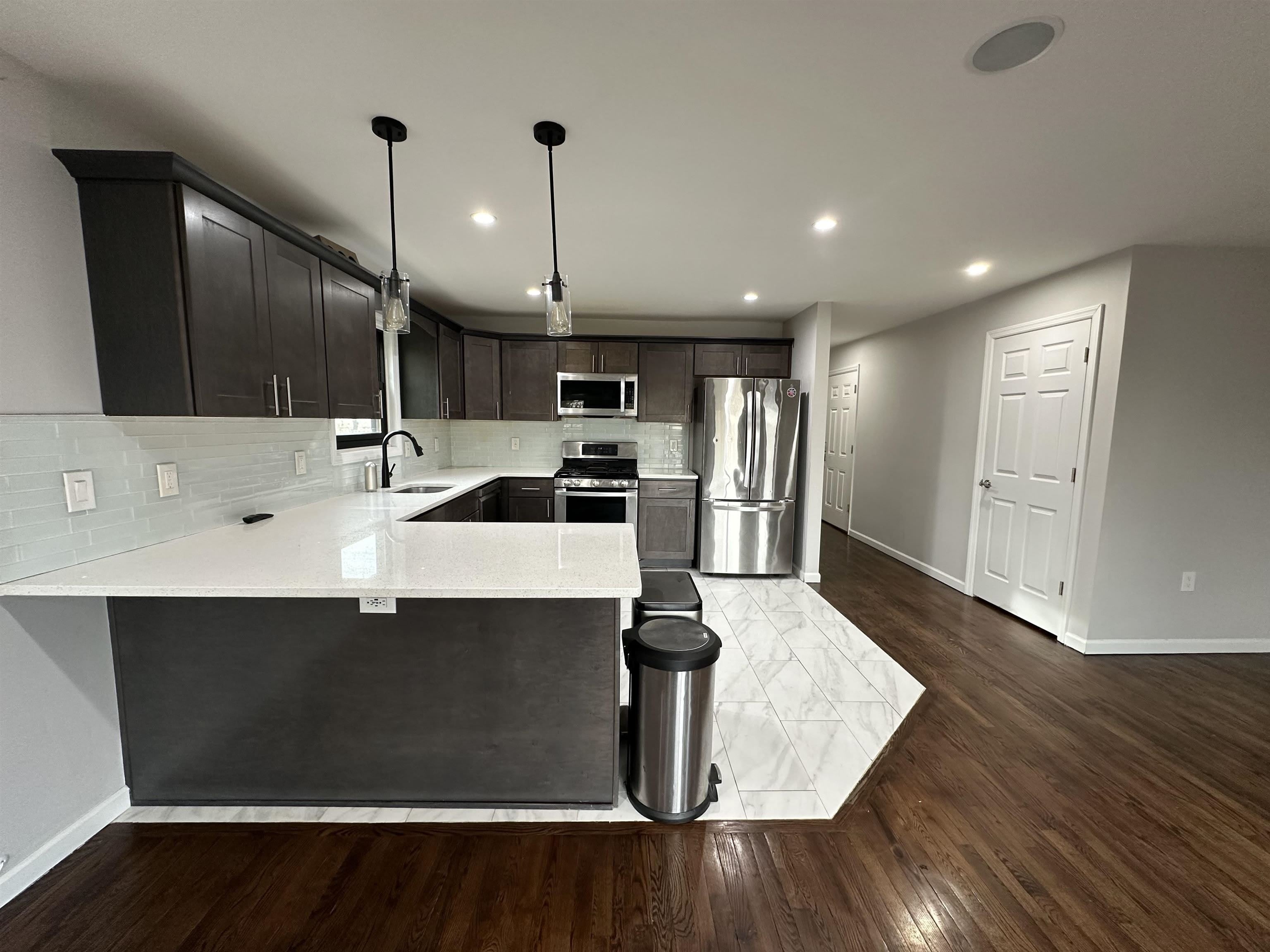 298 ARLINGTON AVE – photo 4