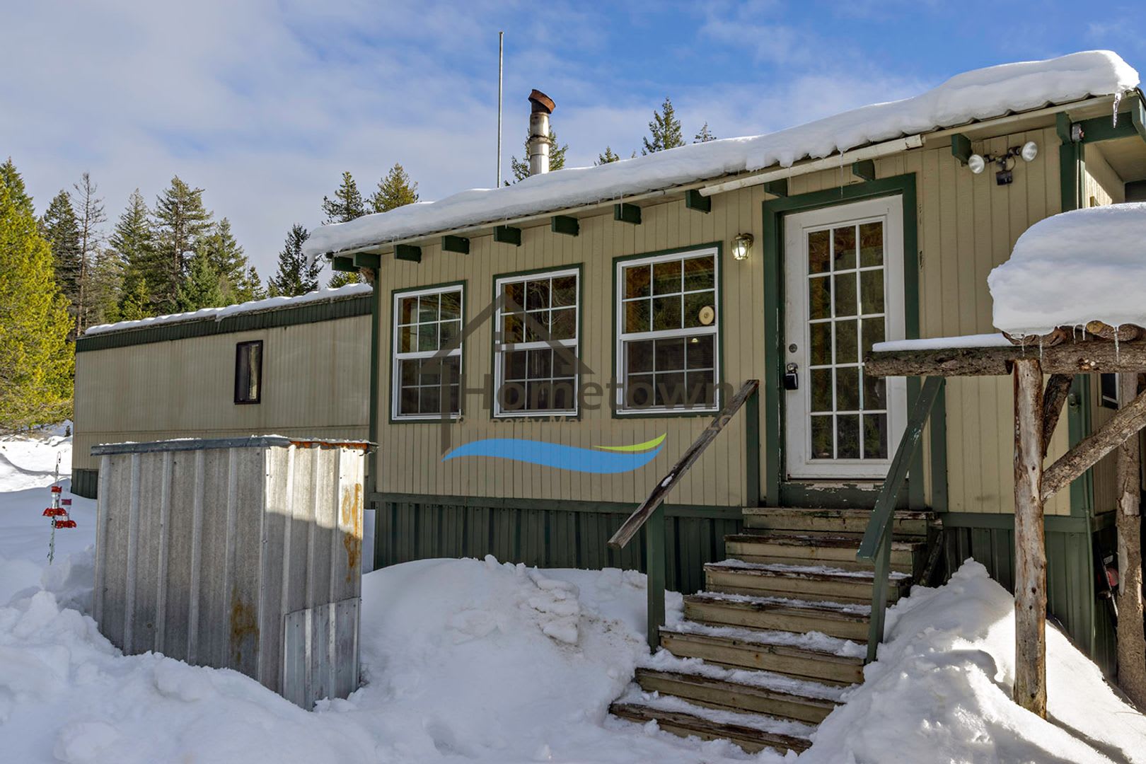 2 Bedroom 1 Bathroom Home in a Beautiful Remote Rustic Setting Available in Priest River! – photo 2