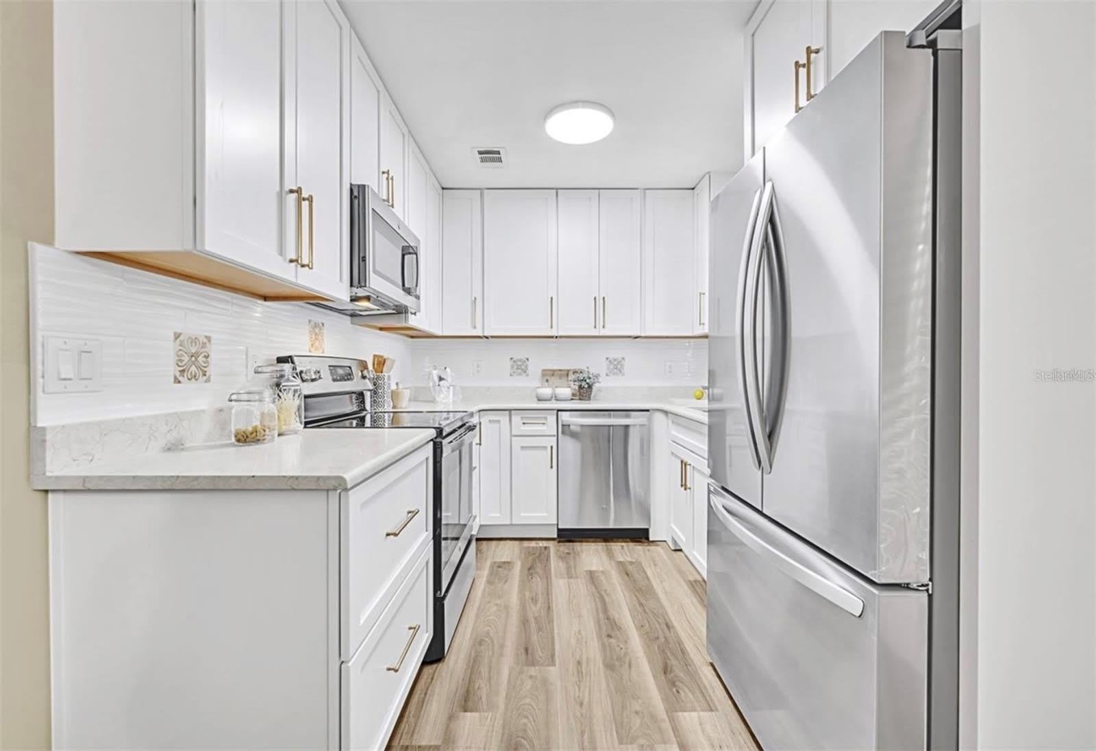1416 E 20TH Street – photo 3