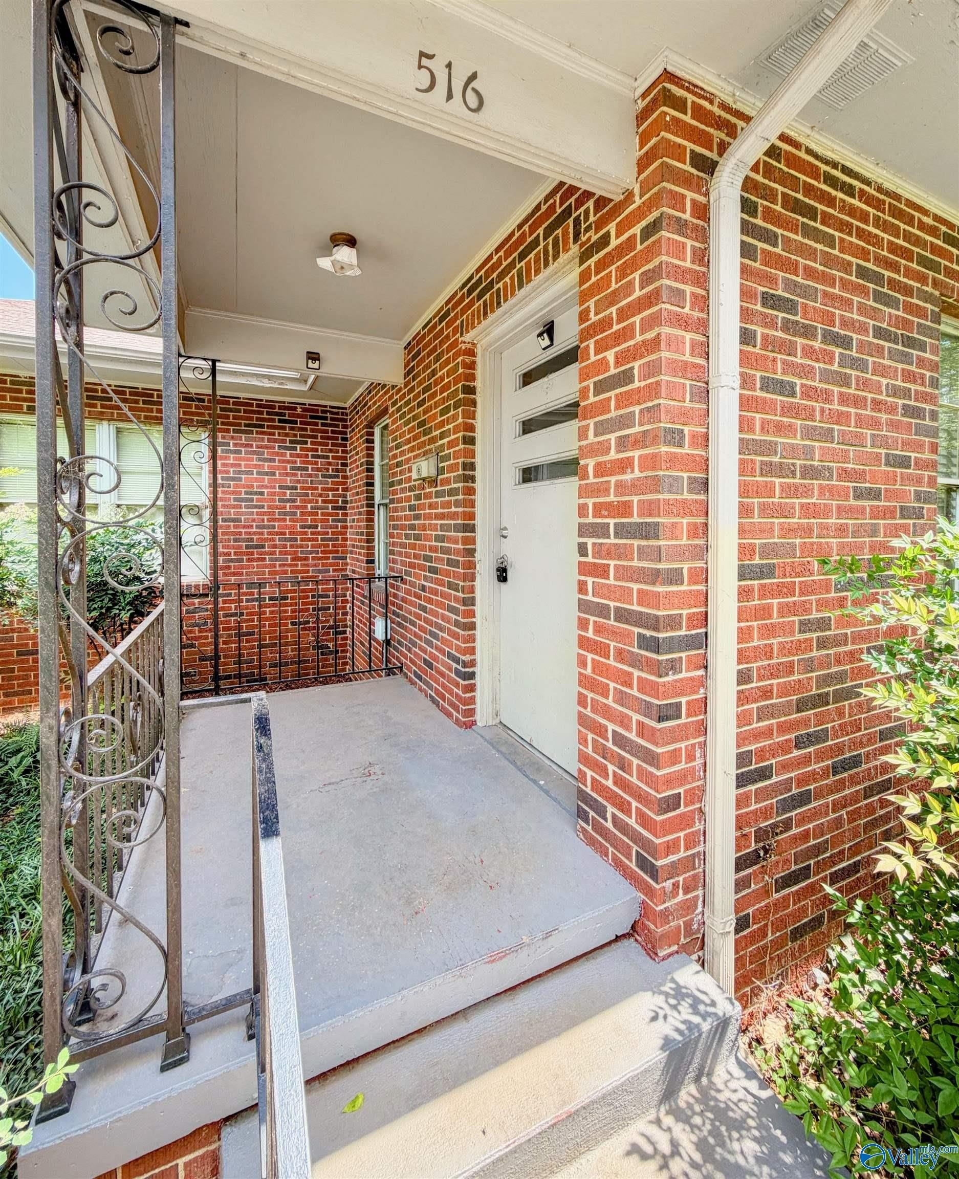 516 Ferry Street – photo 2