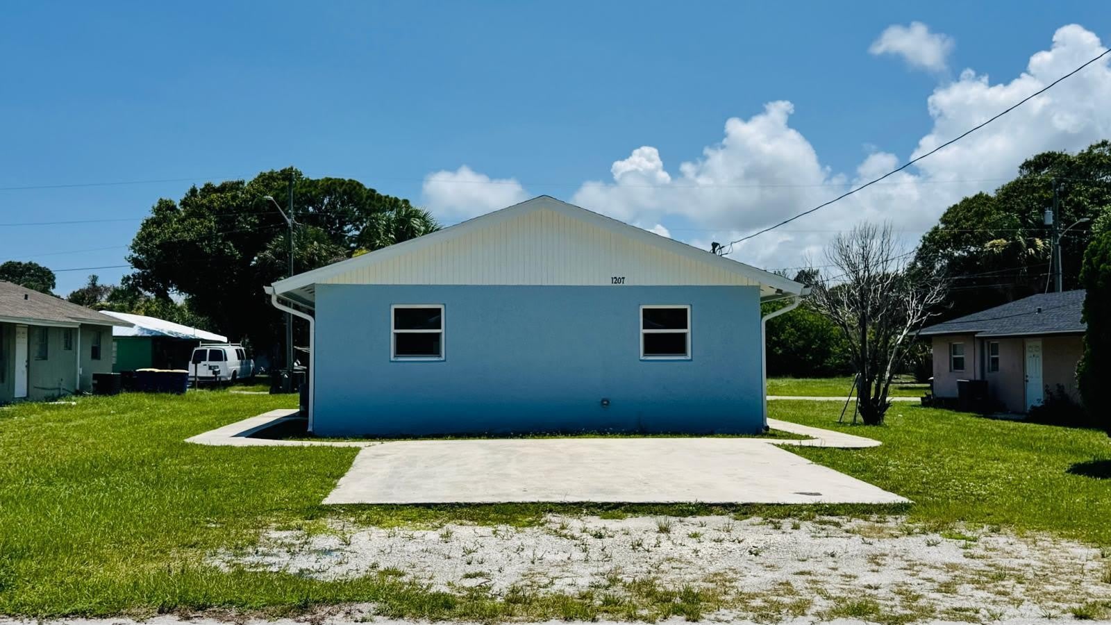 1207 Avenue K – photo 2