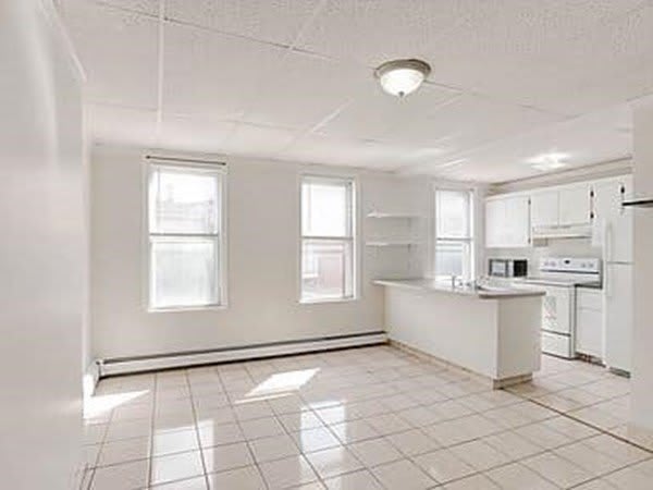 156 Bennington St – photo 2