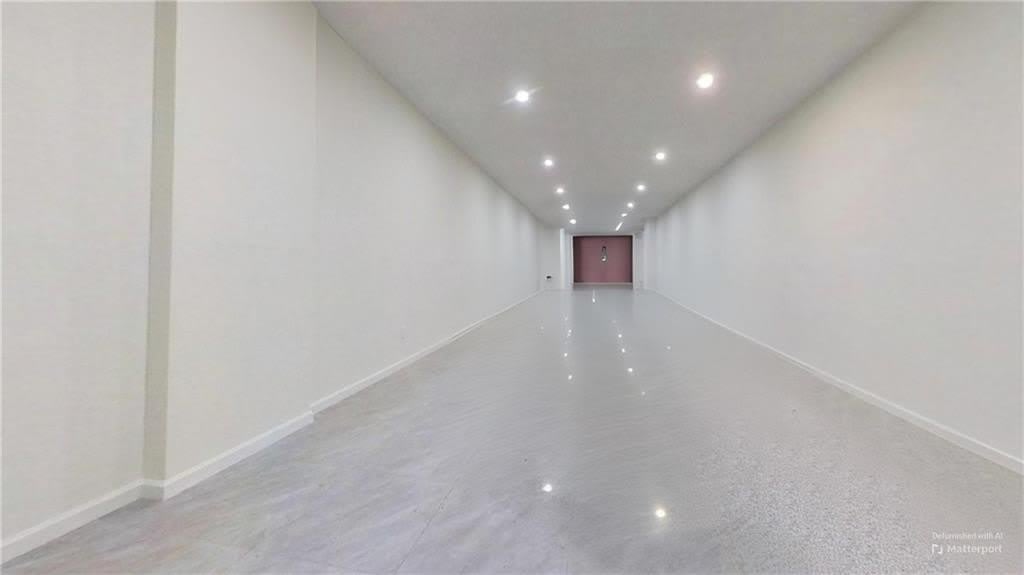 954 3Rd Avenue – photo 2