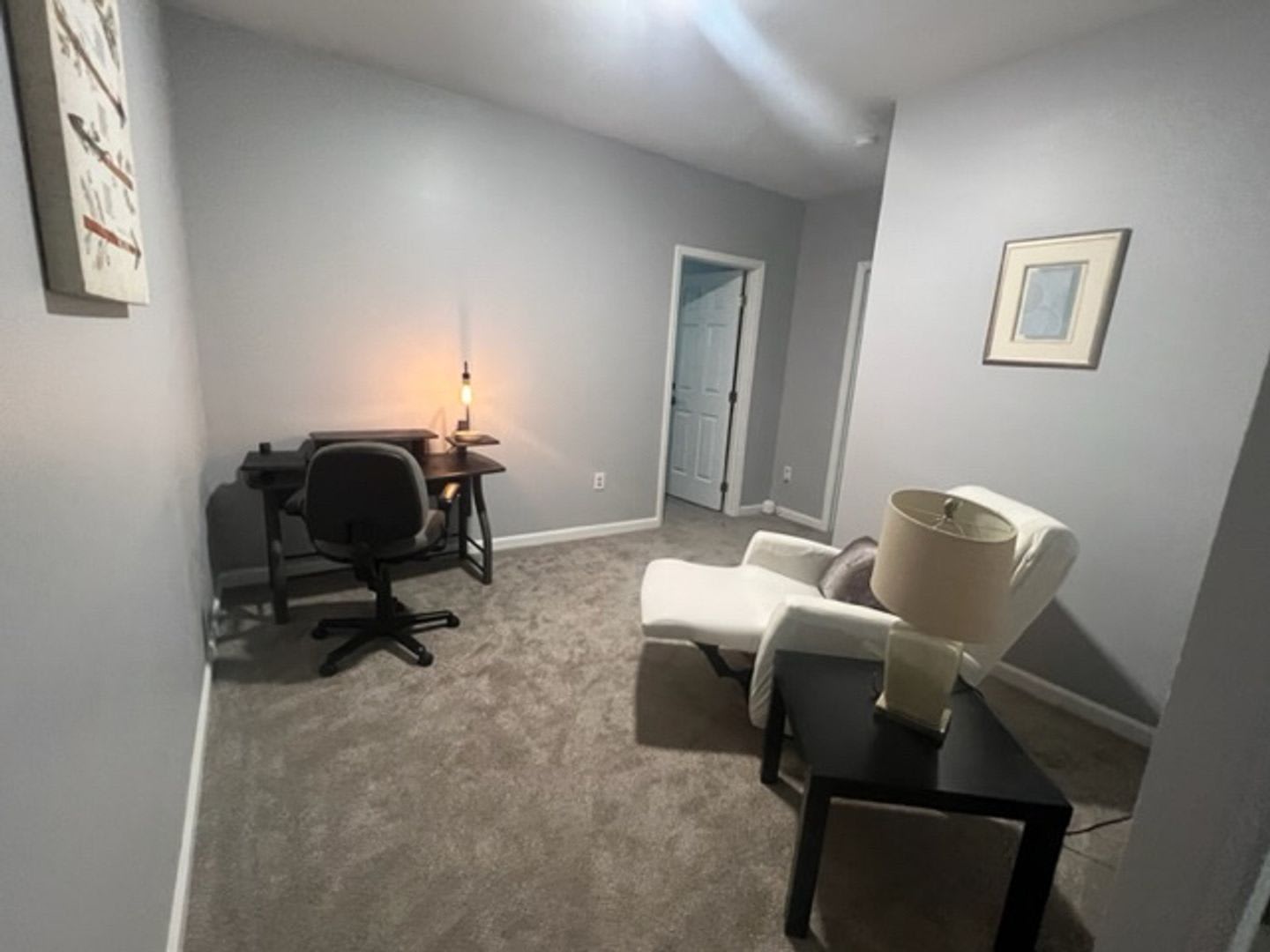 Room For Rent In 6 Bedroom House At 2119 Abby Knoll Dr – photo 3