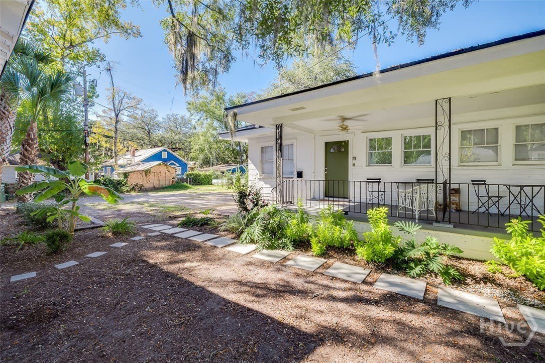 1317 E 38th Street – photo 4