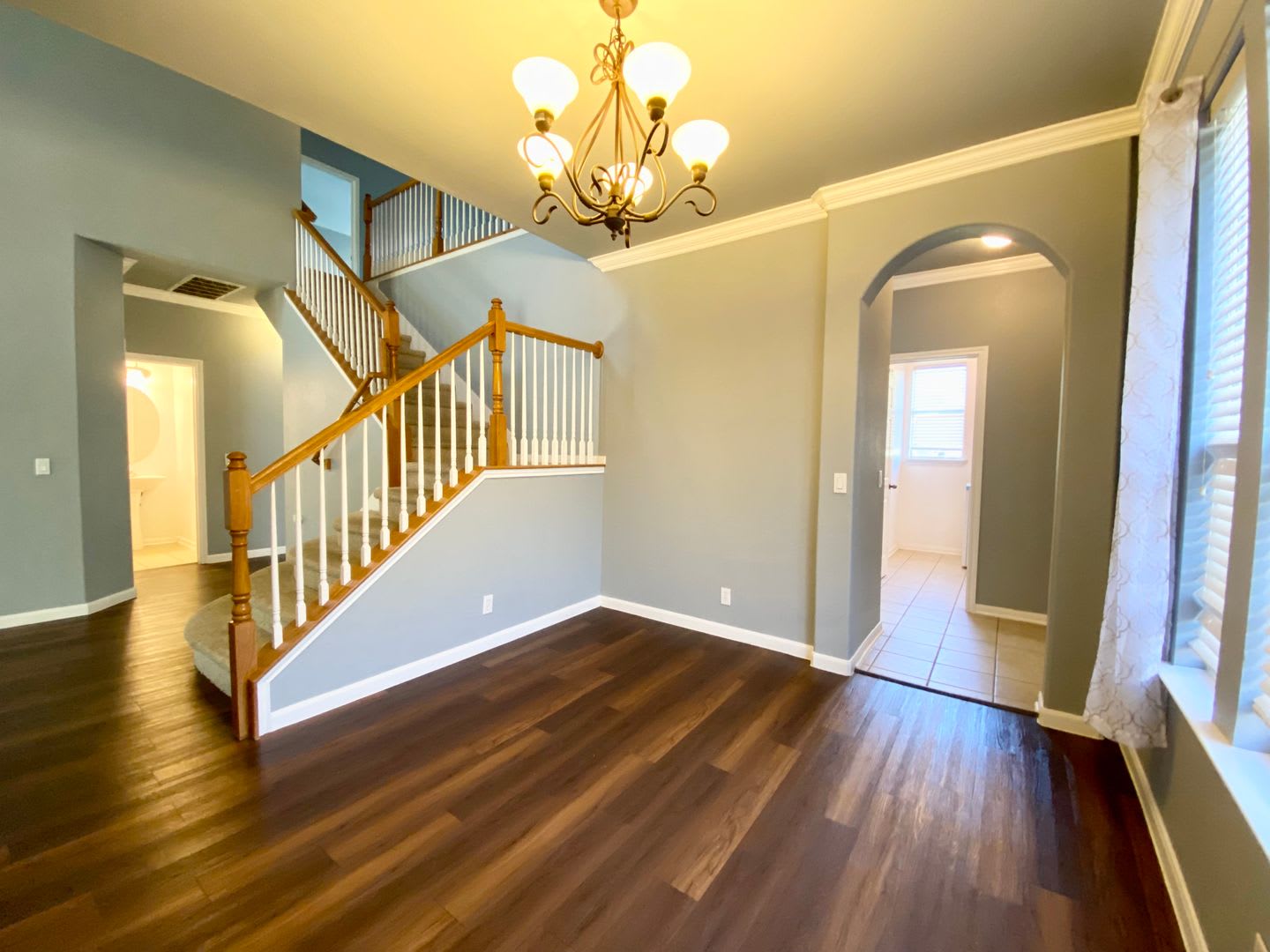 4 bedrooms, a game room, and a large dedicated office! – photo 3