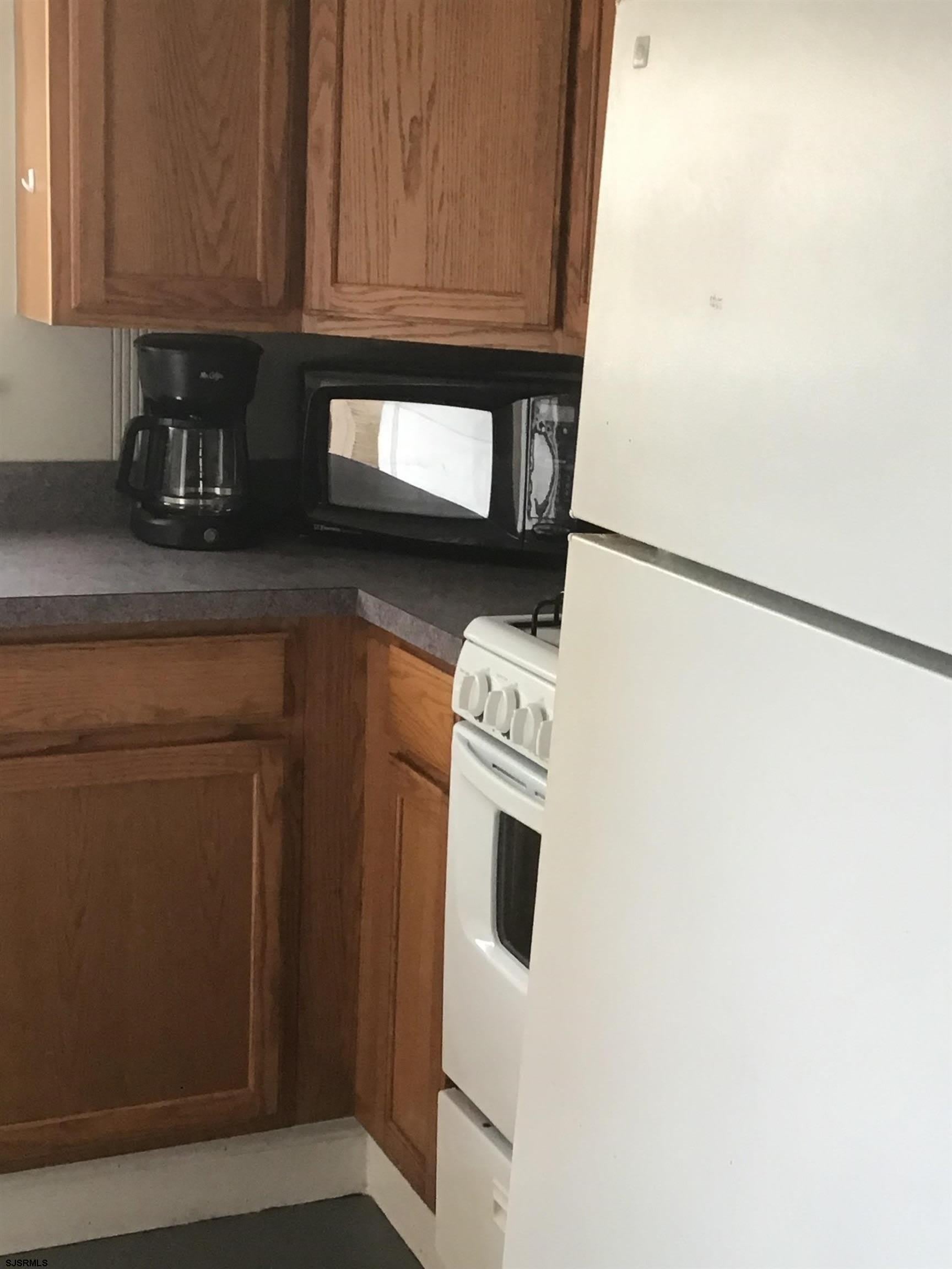 9317 Monmouth Ave – photo 3