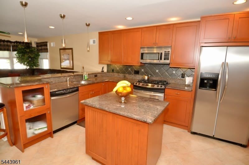 44 Winchester Rd – photo 3