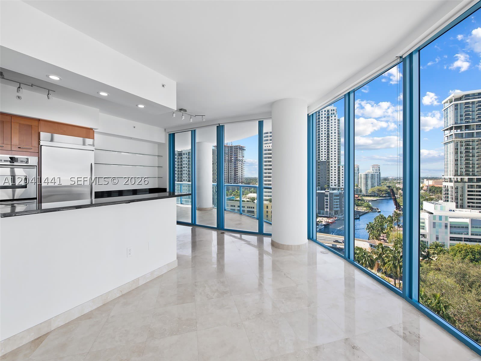 333 Las Olas Way – photo 4