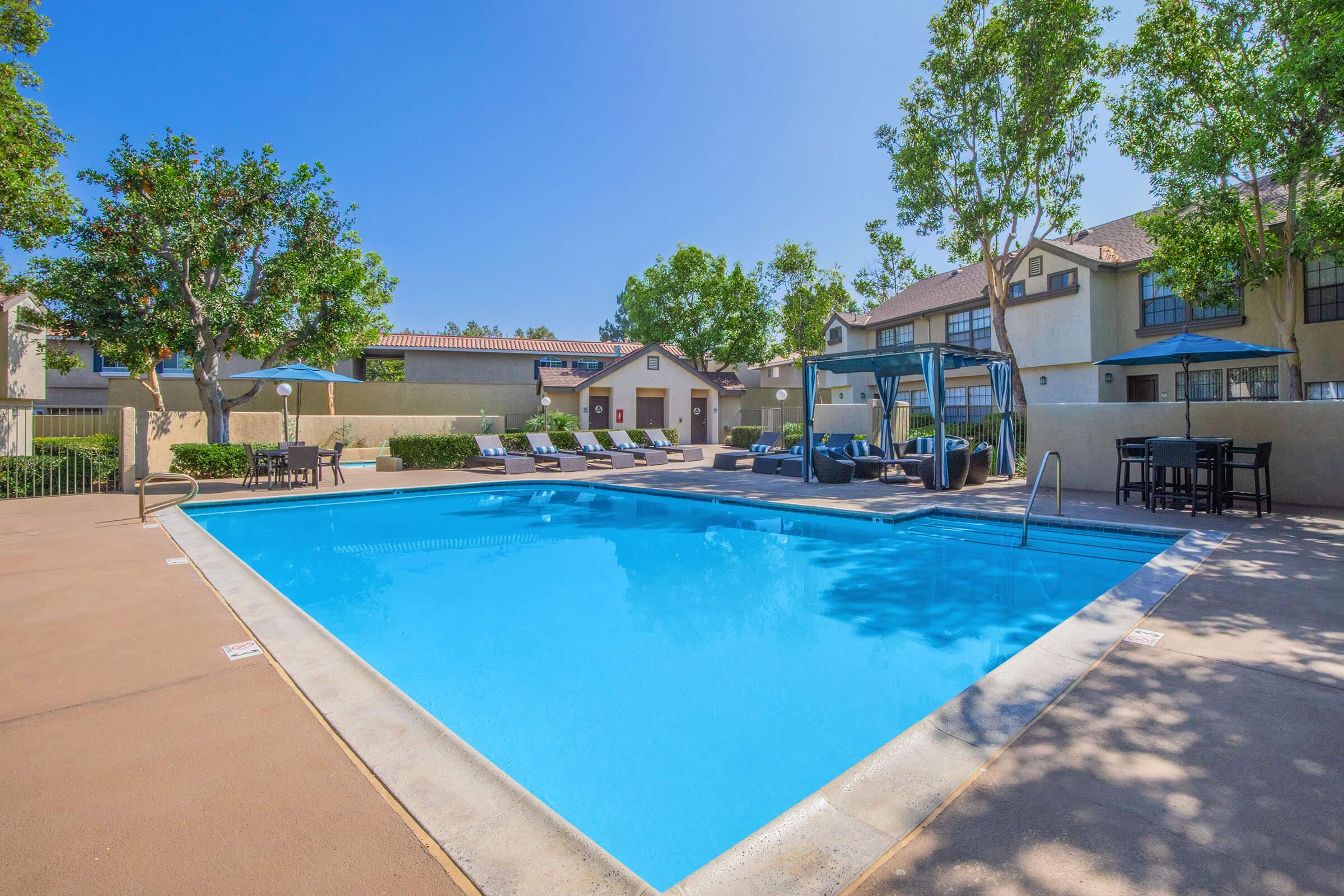 Oak Tree Court – photo 1