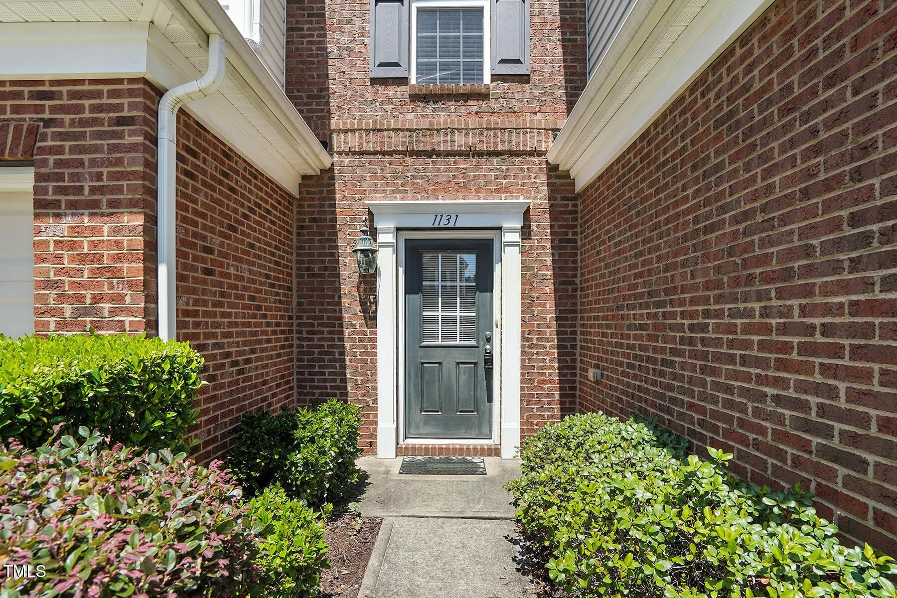 1131 Kingston Grove Drive – photo 3