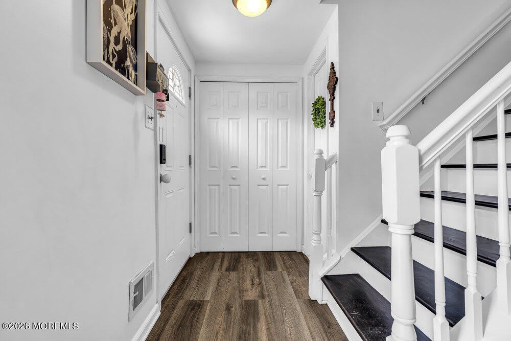 38 Devon Court – photo 2