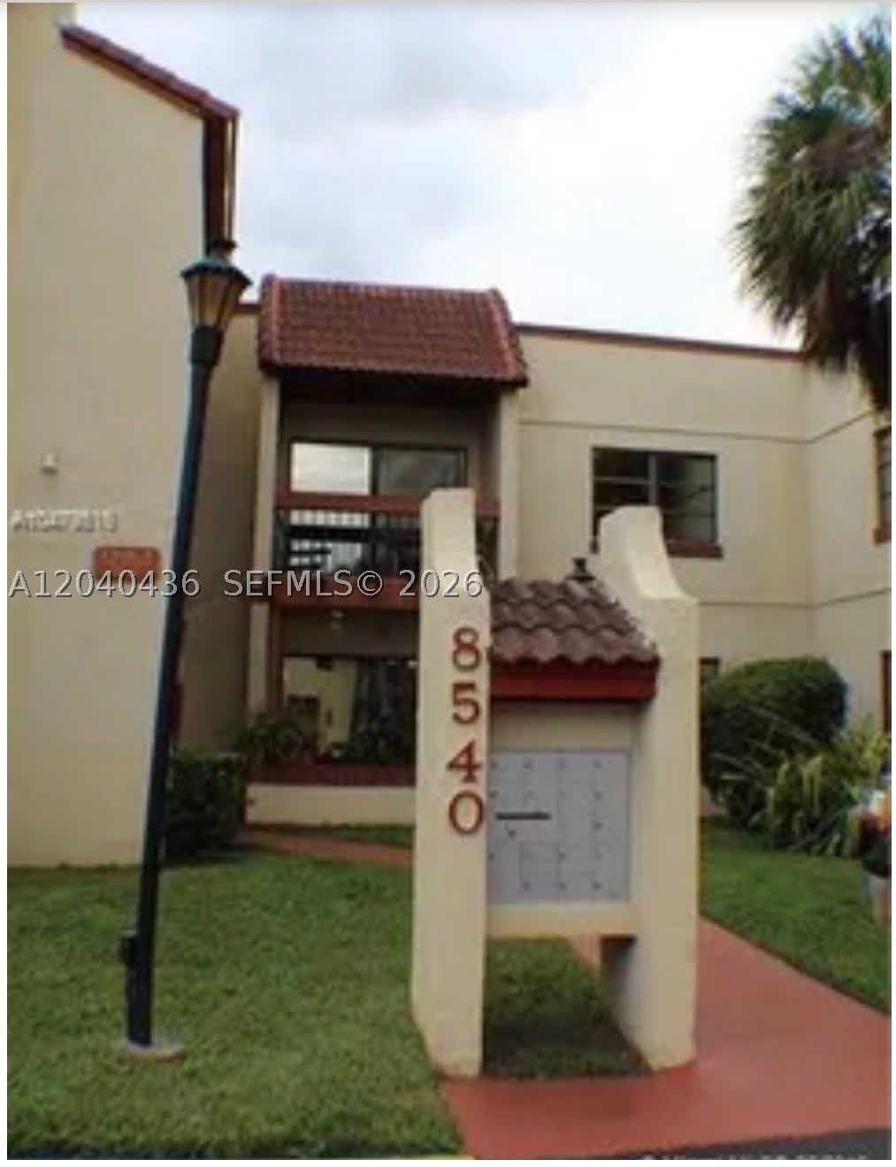8540 SW 149th Ave – photo 2
