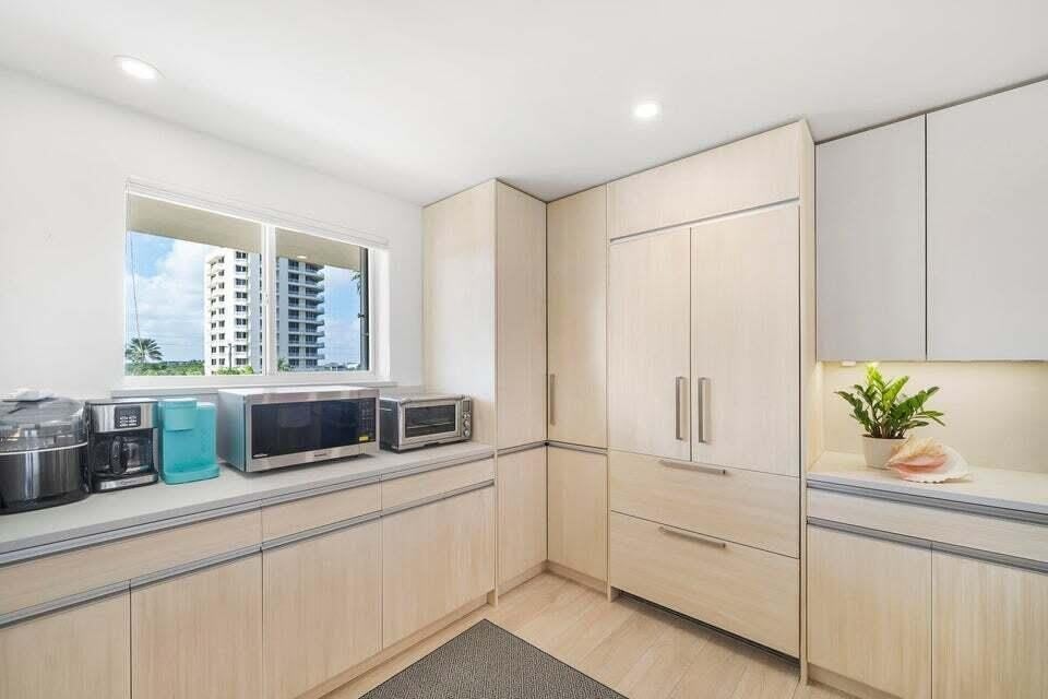 350 S Beach Road – photo 5