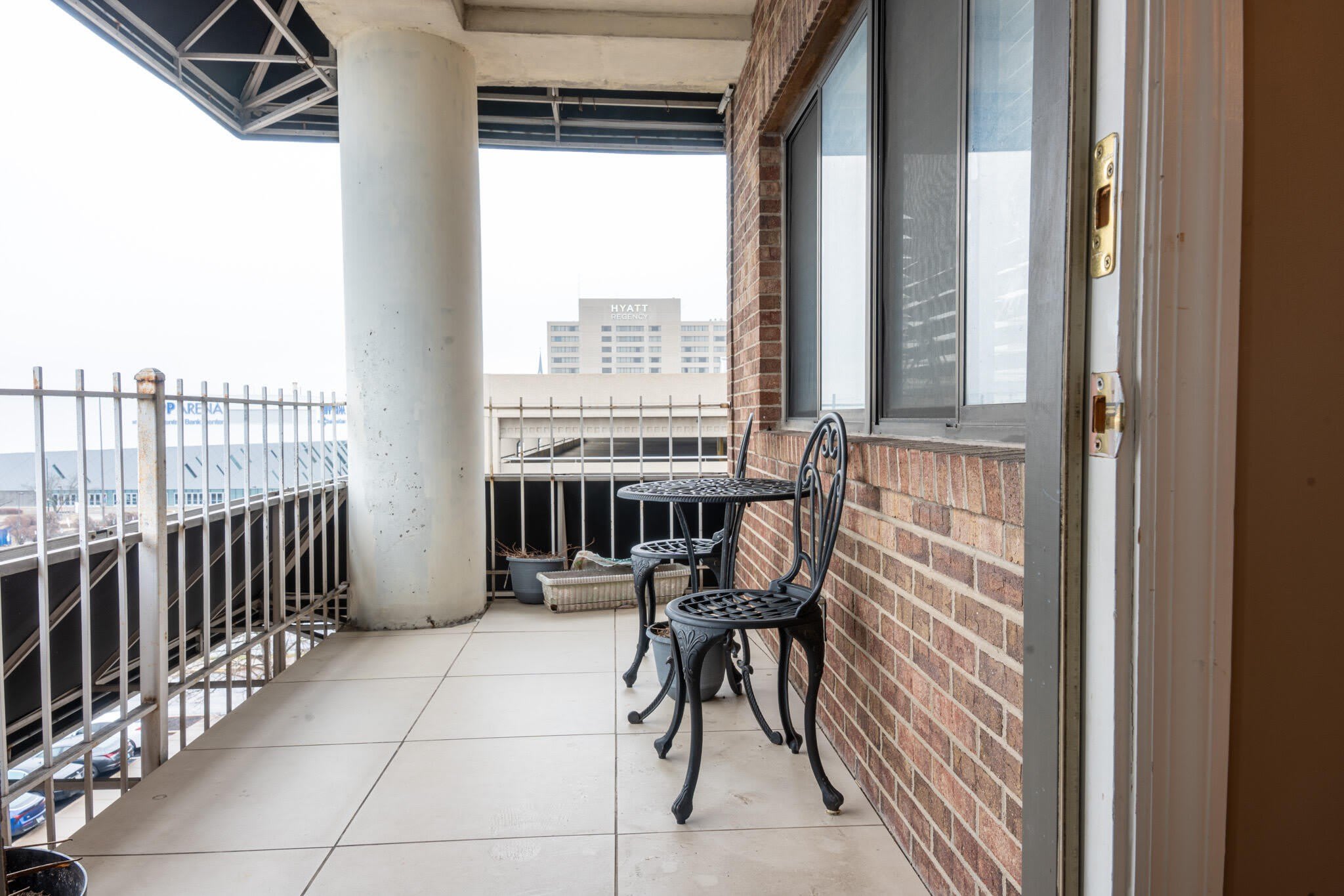 355 S Broadway – photo 5
