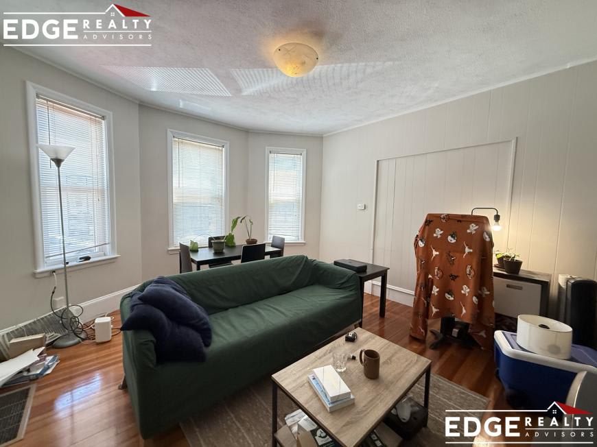 437 Washington St. – photo 5