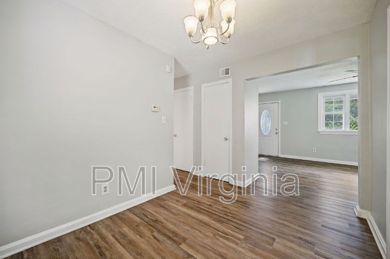 2312 Calvin Ave – photo 2
