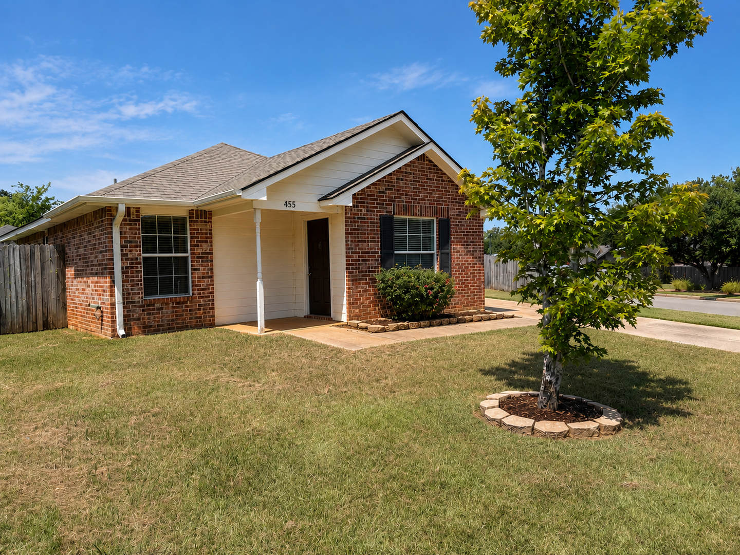 2 Bedroom 1.5 Bath in Whitehouse! – photo 1