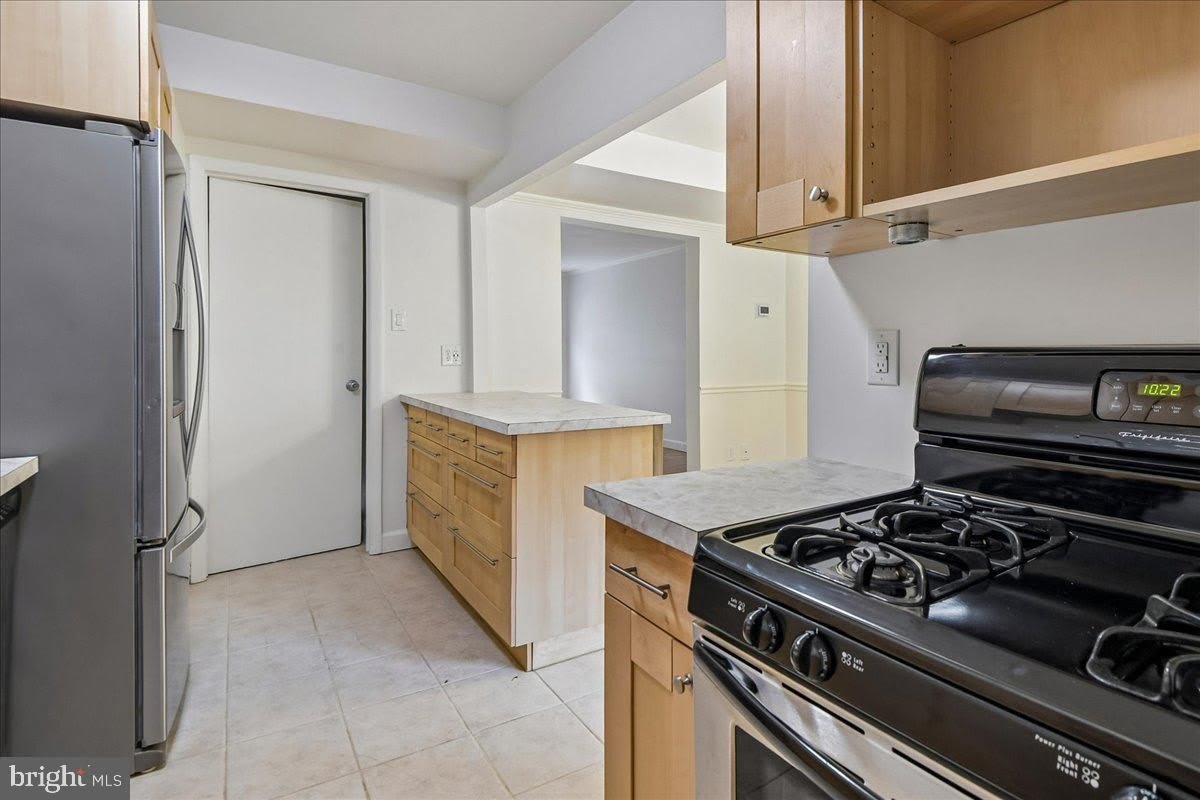 28 MELKEN COURT – photo 5