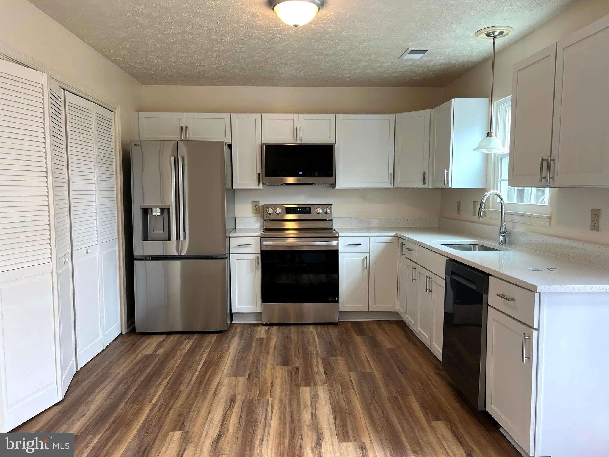 128 PARKSIDE Drive – photo 5