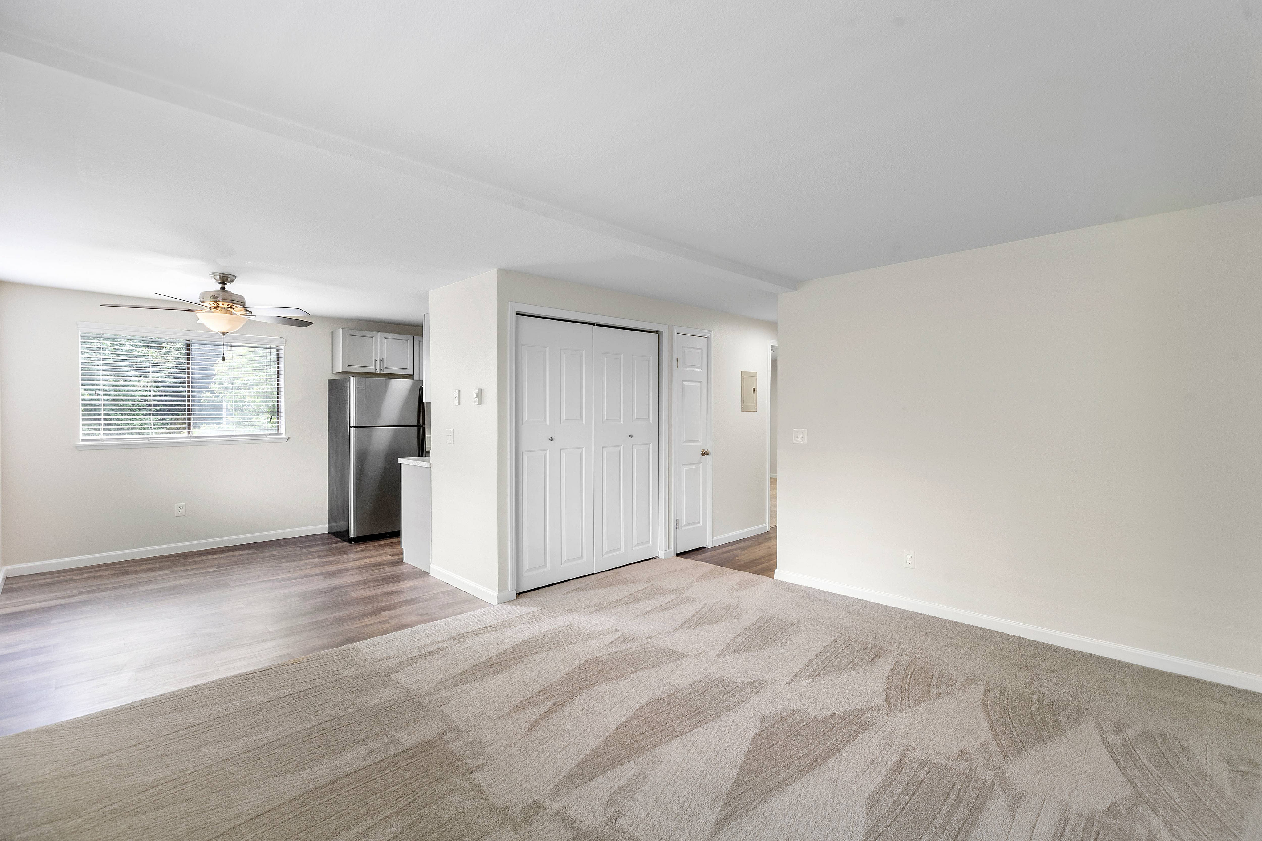 Swiss Gables Apartments – photo 3