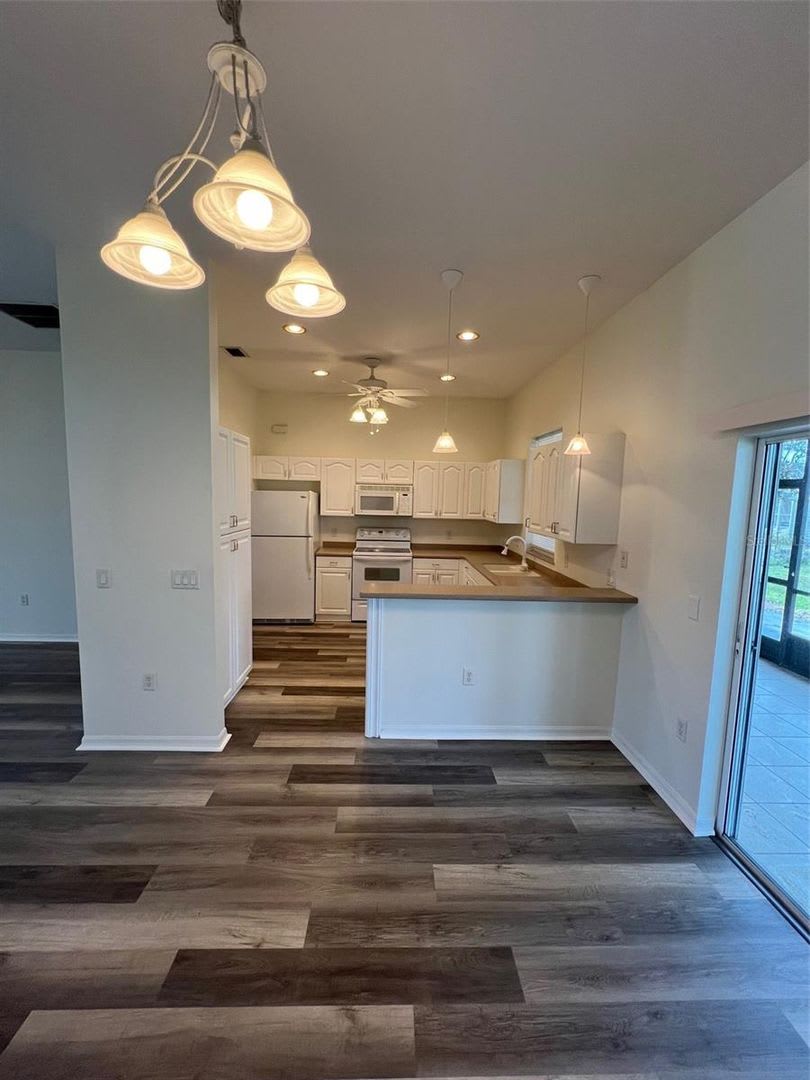 North Port home – photo 4
