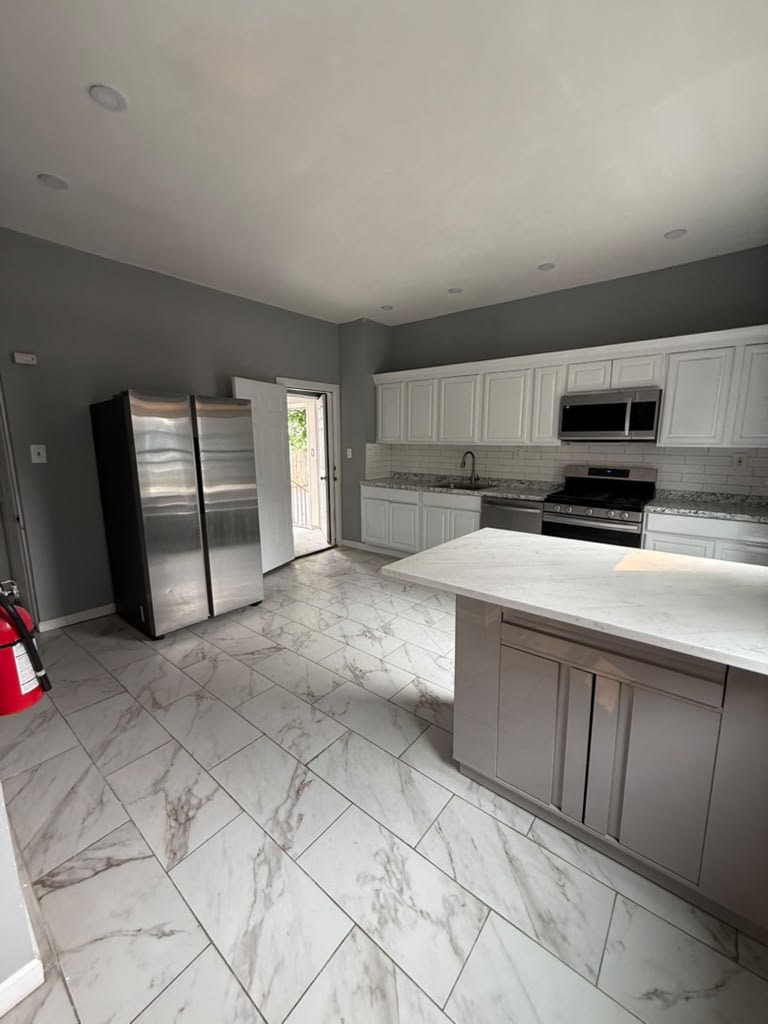 243 Park Ave – photo 2