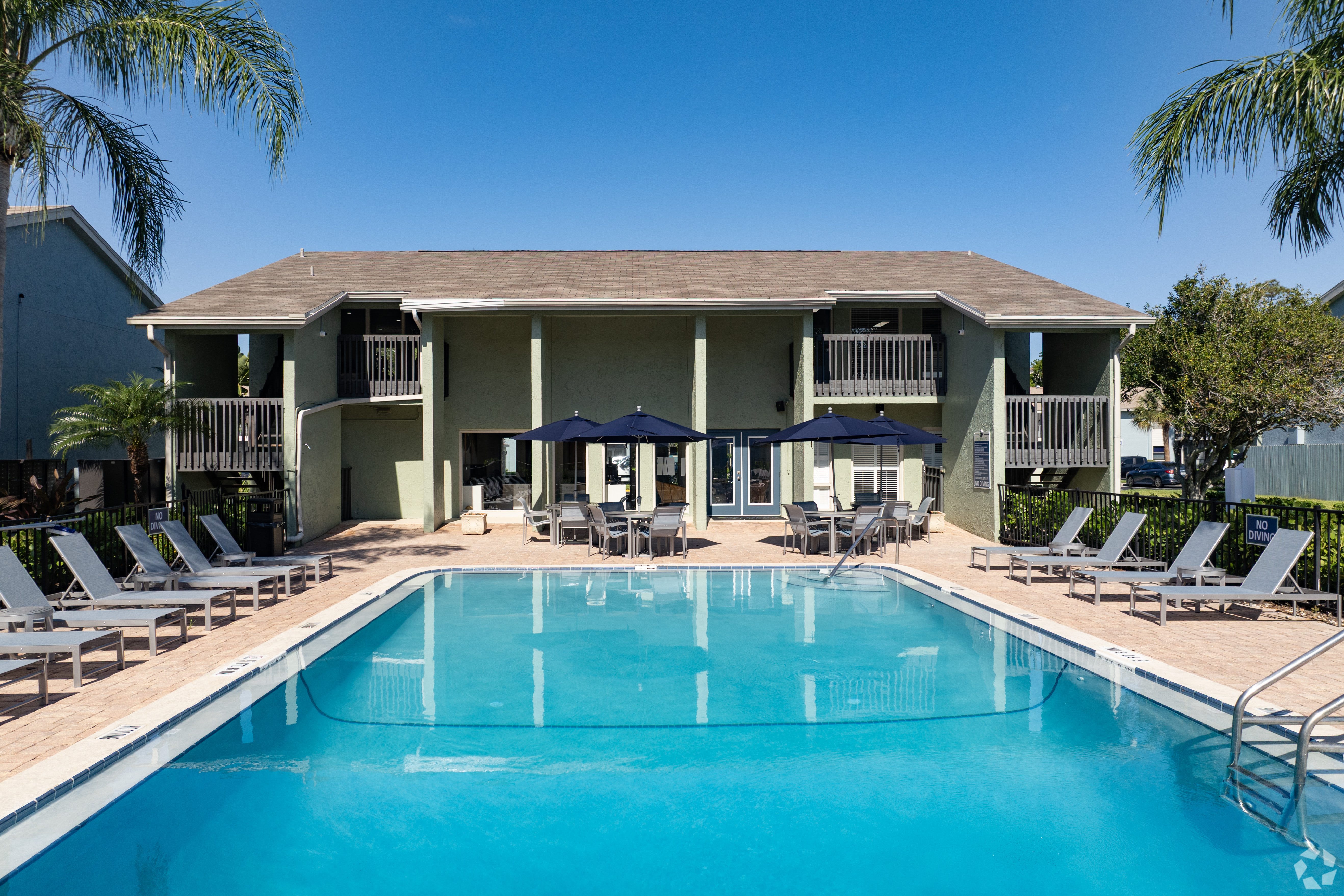 Coquina Key Townhomes Gated Community 3 2 5 – photo 2