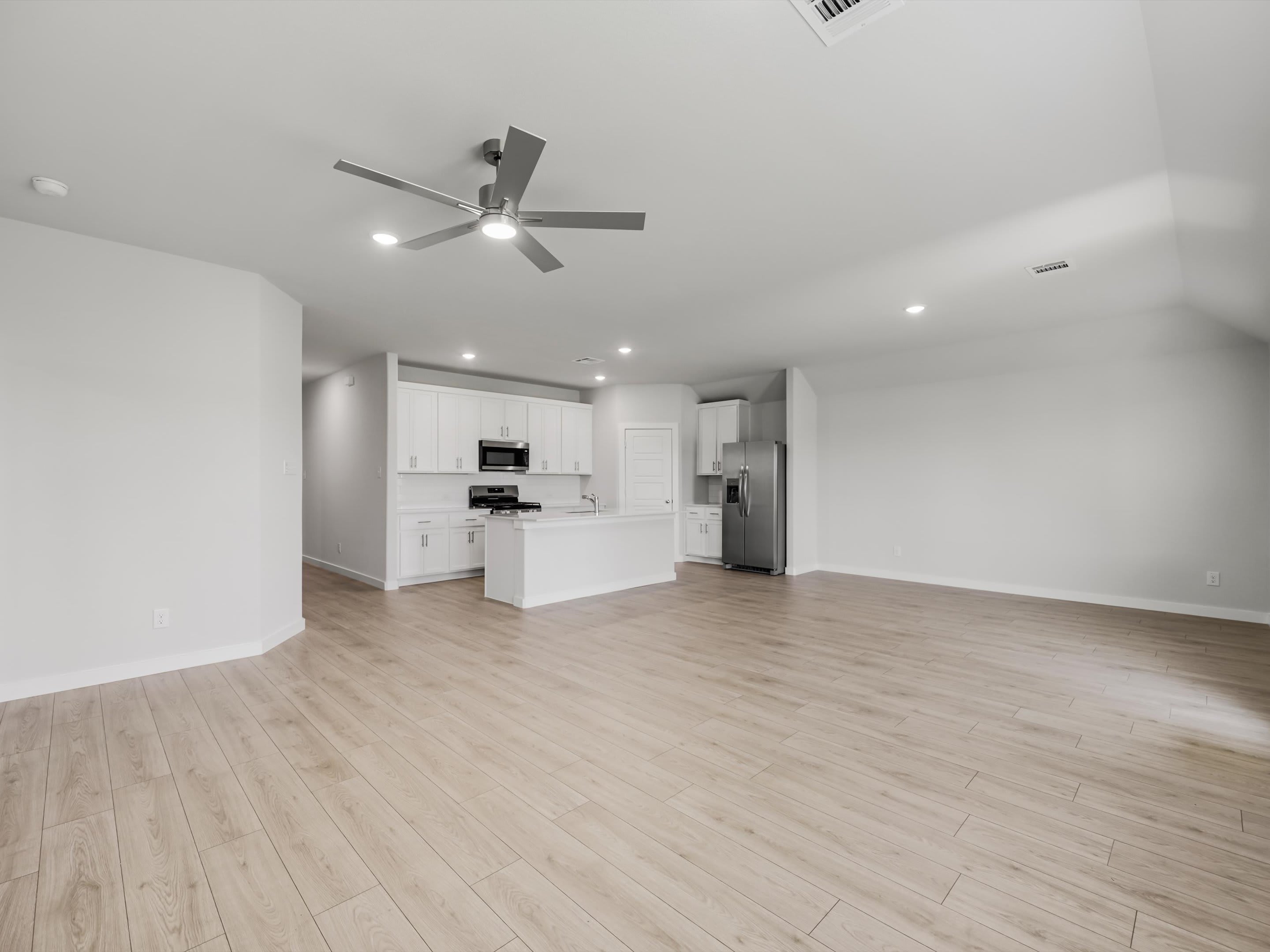 1136 Del Rio Drive – photo 4