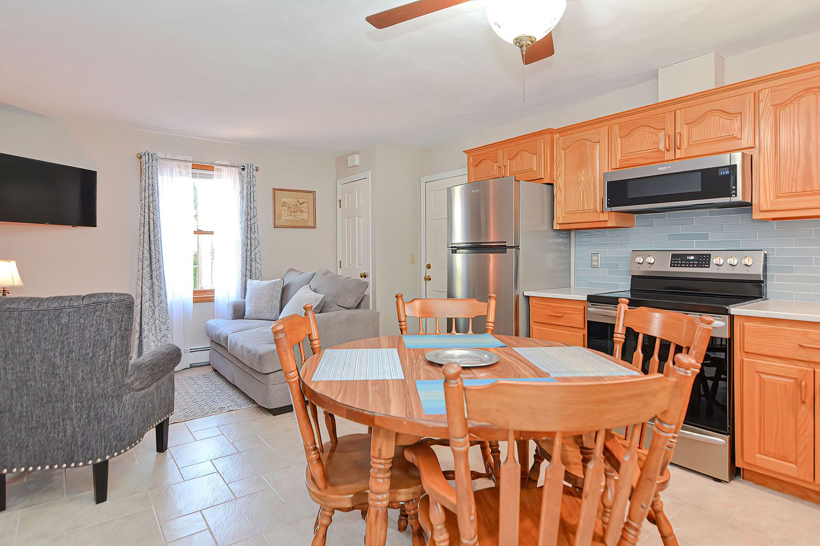 Winter Rental Dot S Place Utilities Included – photo 1