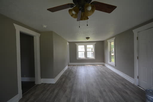 4 Bedroom 1 Bath home – photo 3