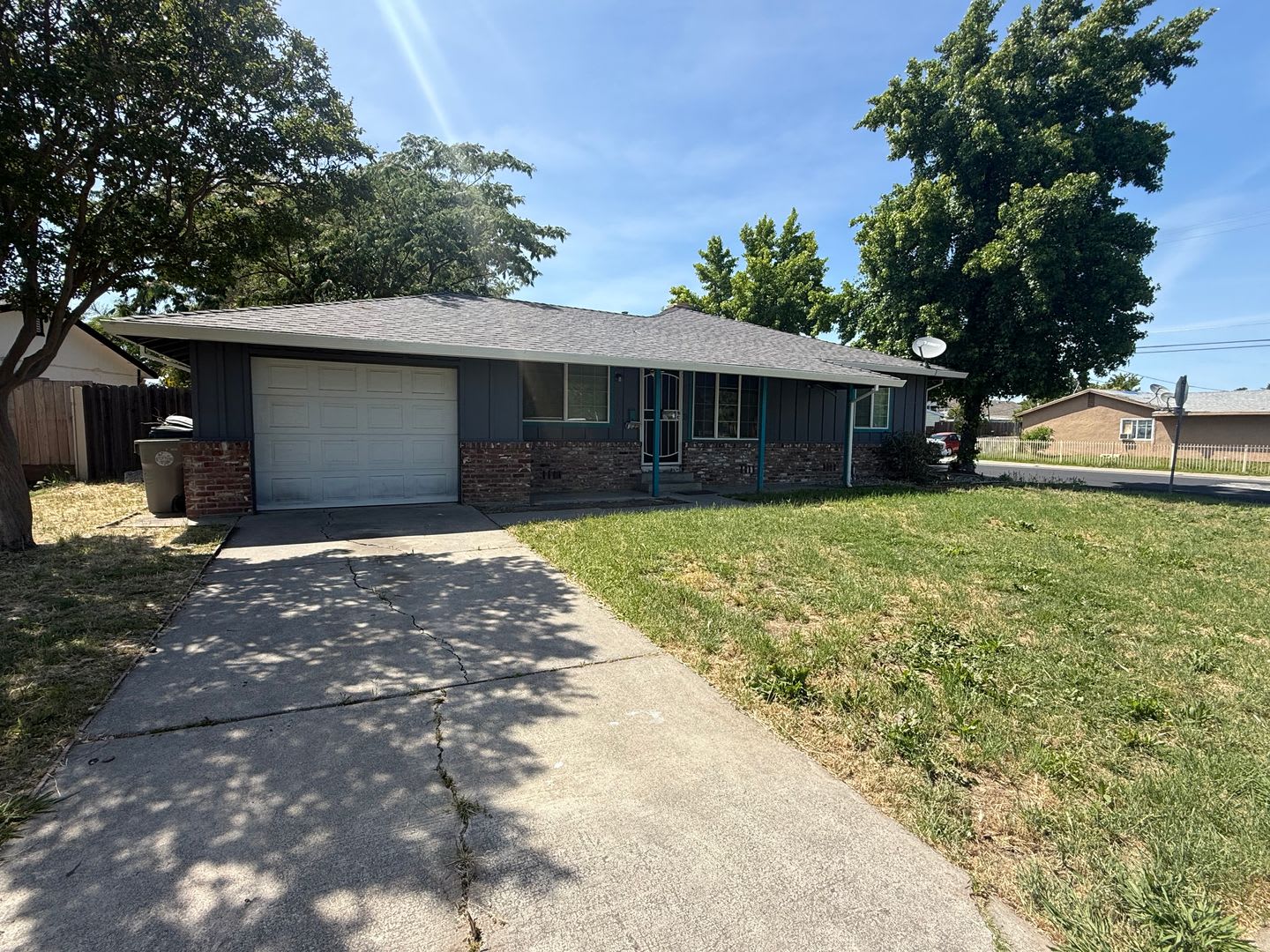 Move-In Special: $200 OFF Monthly Rent for 3 Months! – photo 2