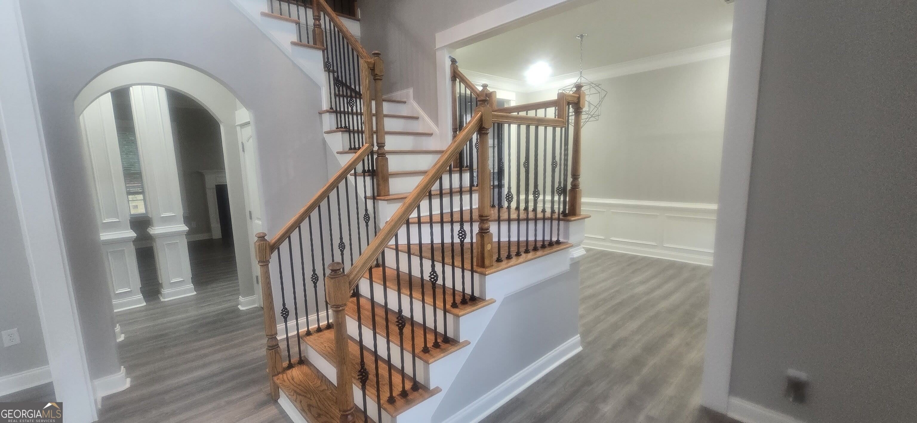 5715 Southcrest Lane – photo 2