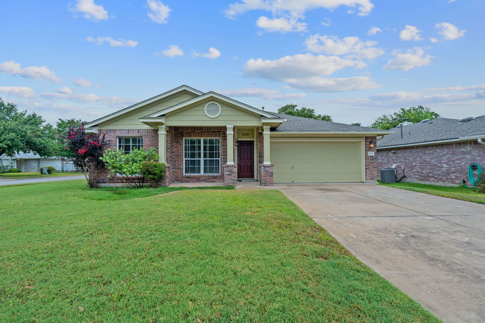 Immaculate 3 Bedroom, 2 Bath Home on Corner Lot in Cedar Park – photo 1