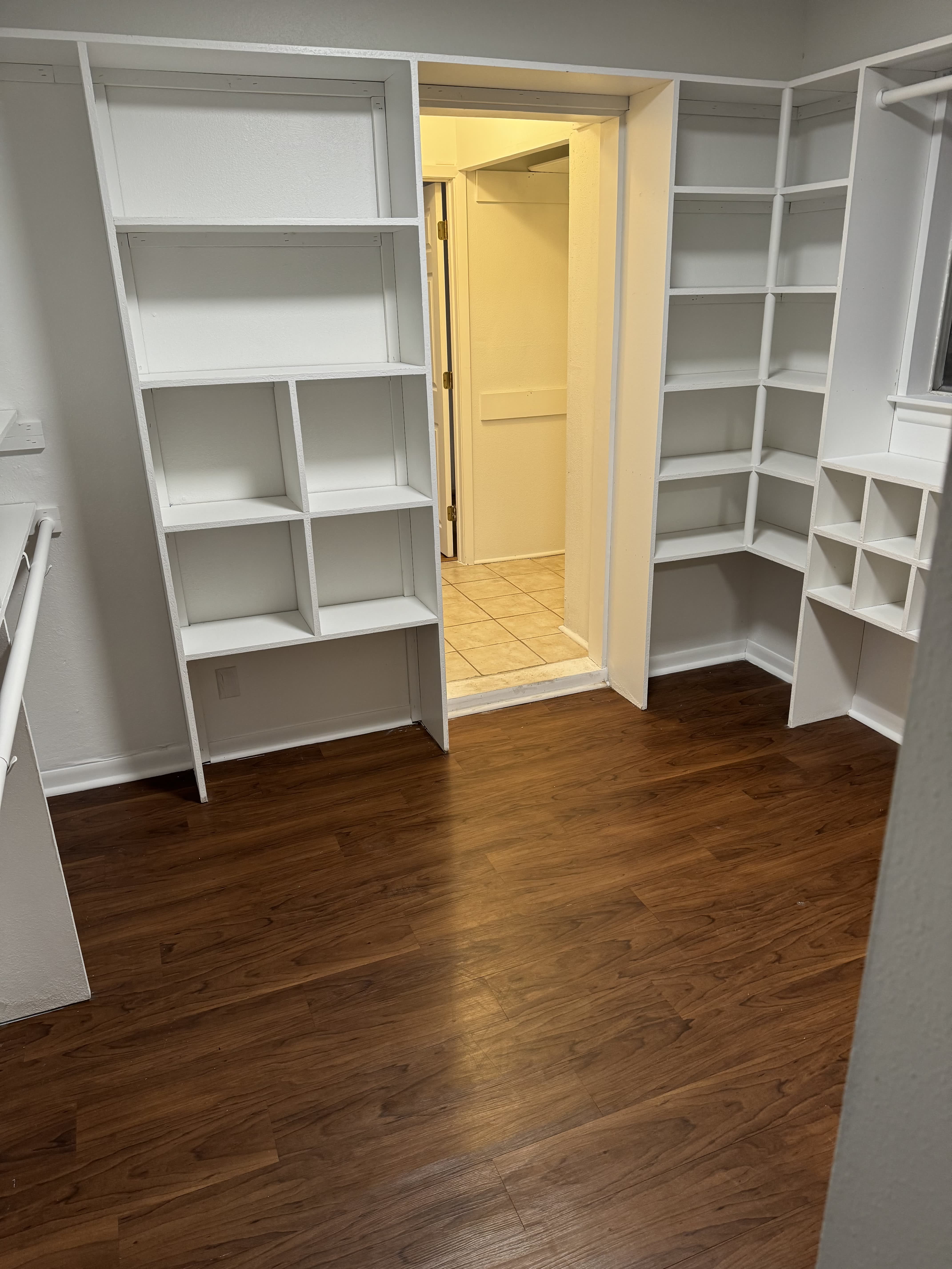 200 Shalimar Drive – photo 2